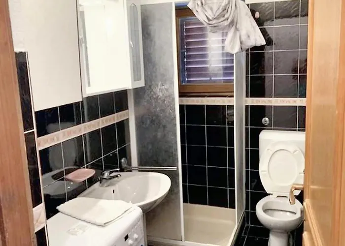 With Sea And Mountain Views In - 54 Sqm. Ražanac